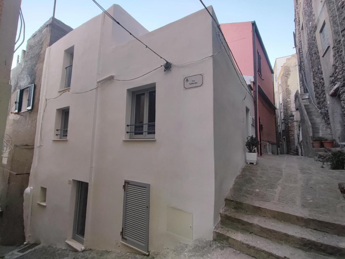 Bed and Breakfast Residenza Nel Borgo L'Appusentu Castelsardo Zewnętrze zdjęcie