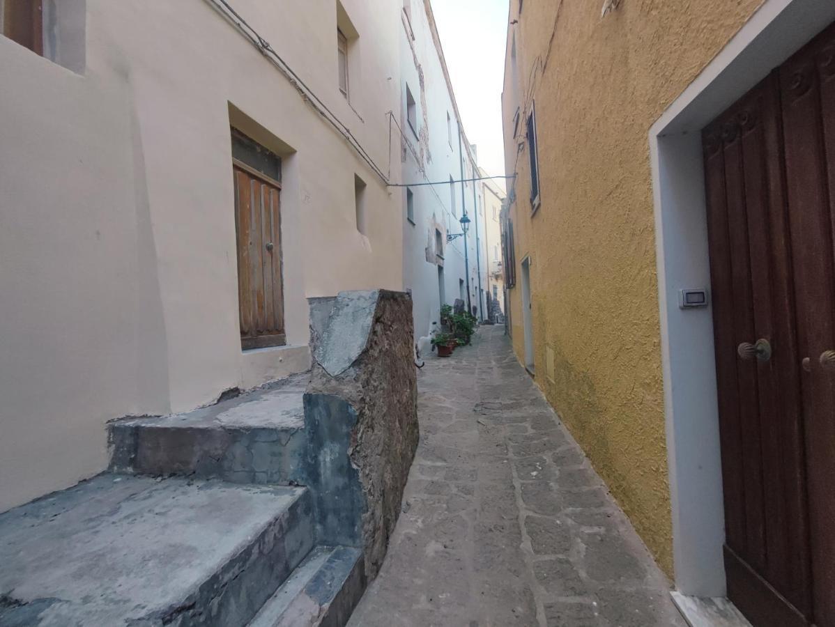 Bed and Breakfast Residenza Nel Borgo L'Appusentu Castelsardo Zewnętrze zdjęcie